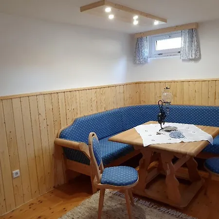 In Near Weinsberg Forest * Altmelon